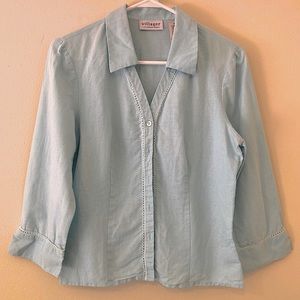 Linen/cotton blend light blue blouse by VILLAGER by LIZ CLAIBORNE